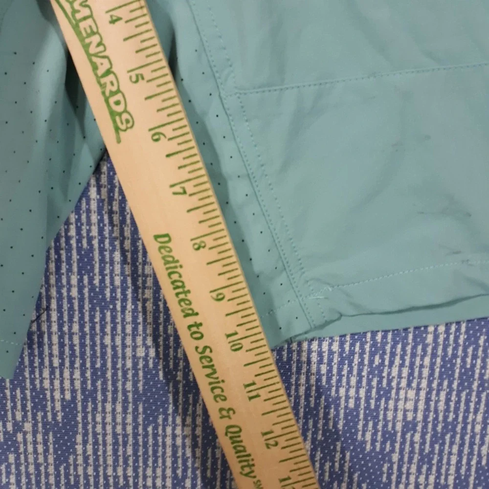 Dakine Mountain Biking Shorts Size Small Adjustable Waist Turquoise